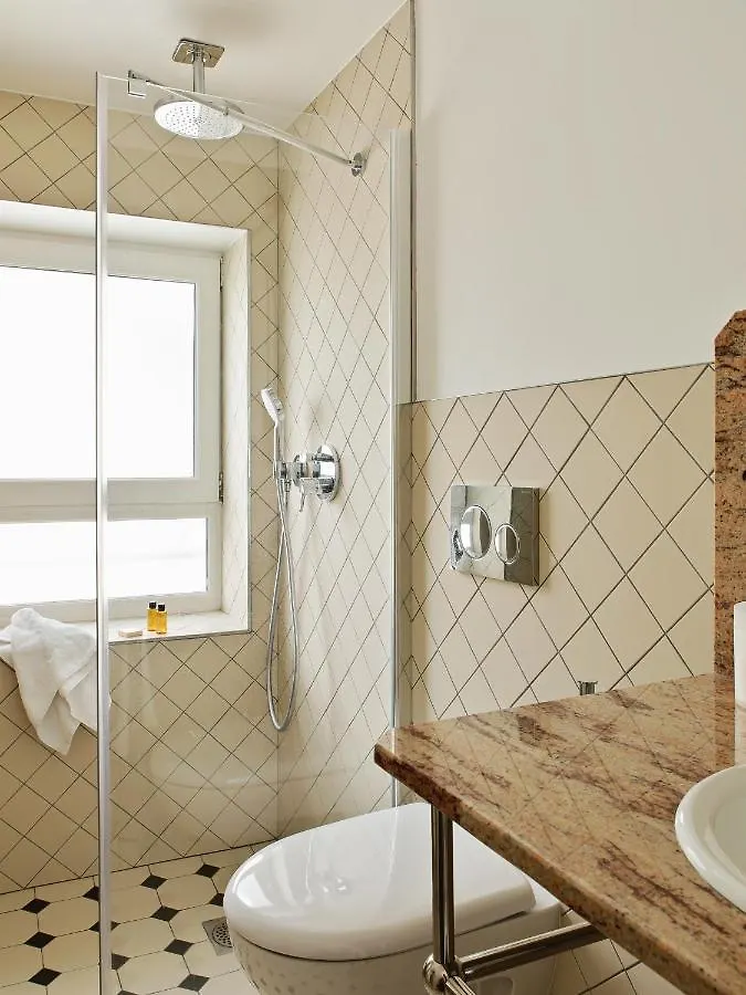 פריז New Hotel Lafayette