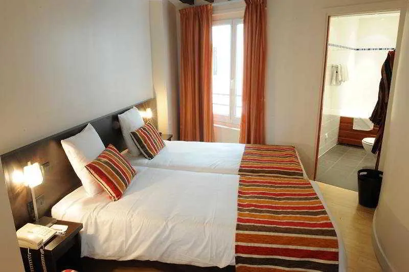 פריז New Hotel Lafayette 4*,  צרפת