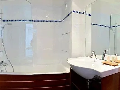 פריז New Hotel Lafayette